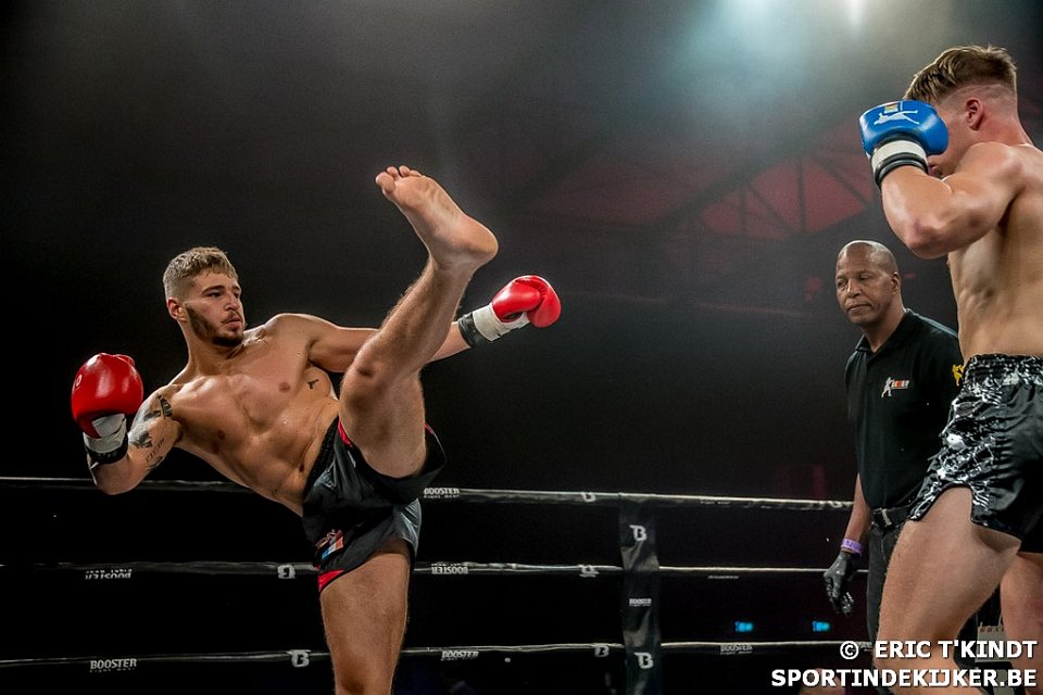 Thaiboks gala in Waregem – Vechter Nicola Breyne