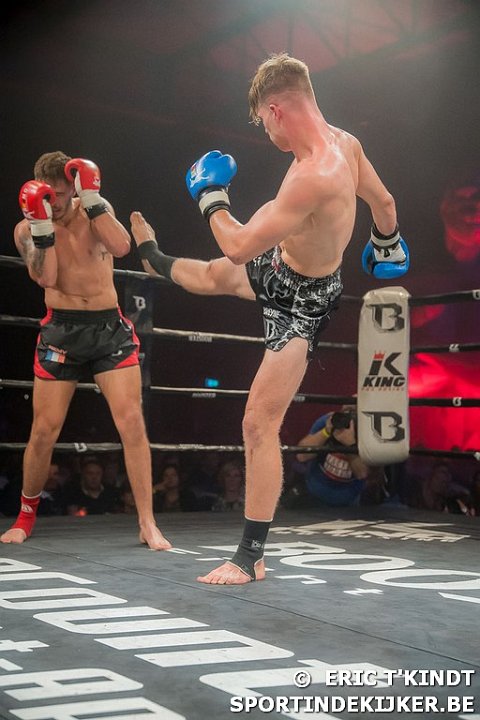 Thaiboks gala in Waregem – Vechter Nicola Breyne