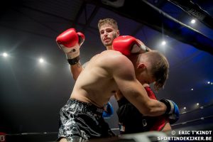 Thaiboks gala in Waregem - Vechter Nicola Breyne