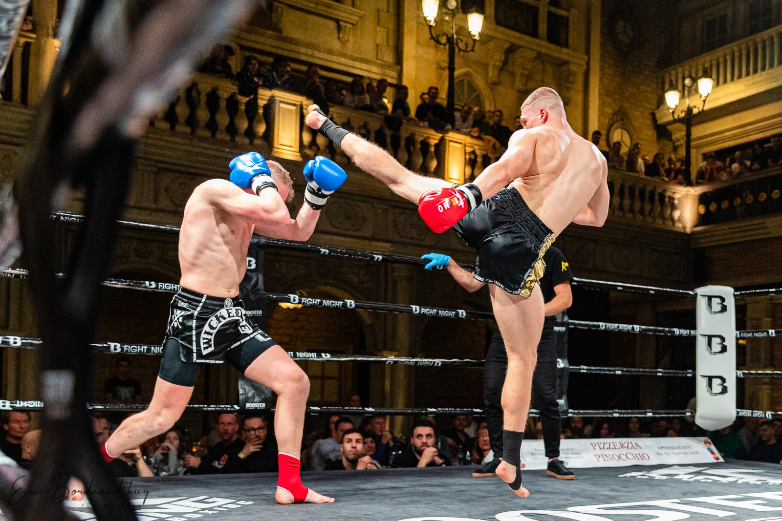 High kick Thaiboks Ieper Nicola Breyne – Bronski Gym